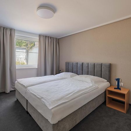Hotel Taxis Bratislava - New Rooms Zewnętrze zdjęcie
